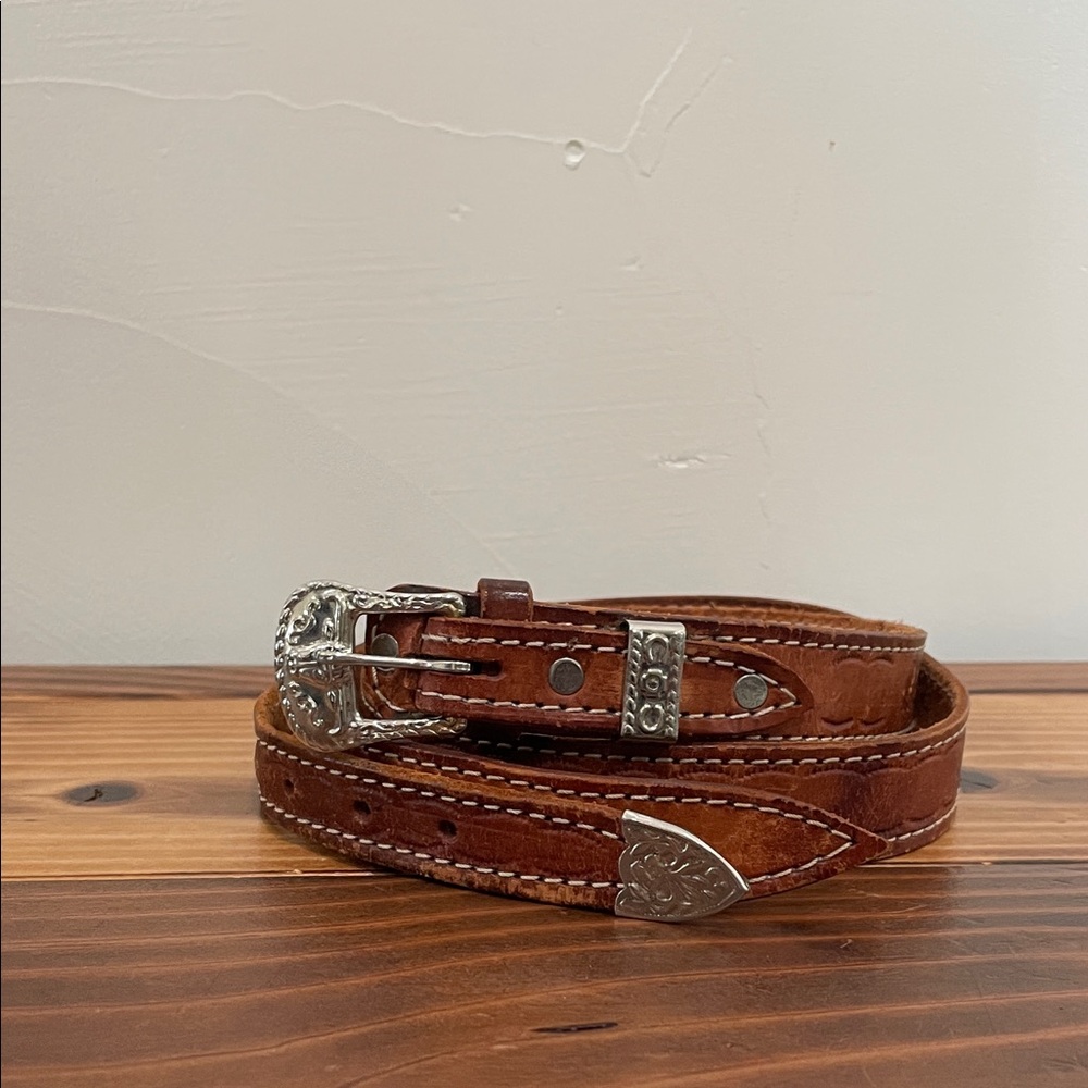 Vintage Levi’s Brown Tooled Leather Belt Size 34